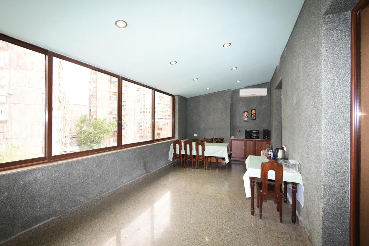 Guest House Yerevan Exterior photo