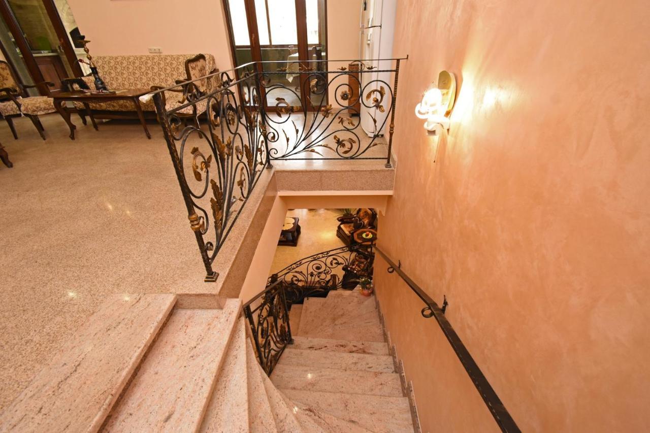Guest House Yerevan Exterior photo