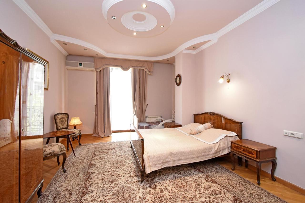 Guest House Yerevan Exterior photo